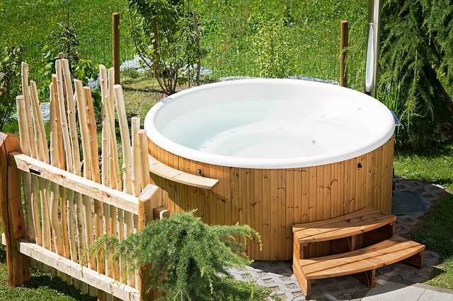 Hot Tubs and Pregnancy: What You Need to Know in the 3rd Trimester