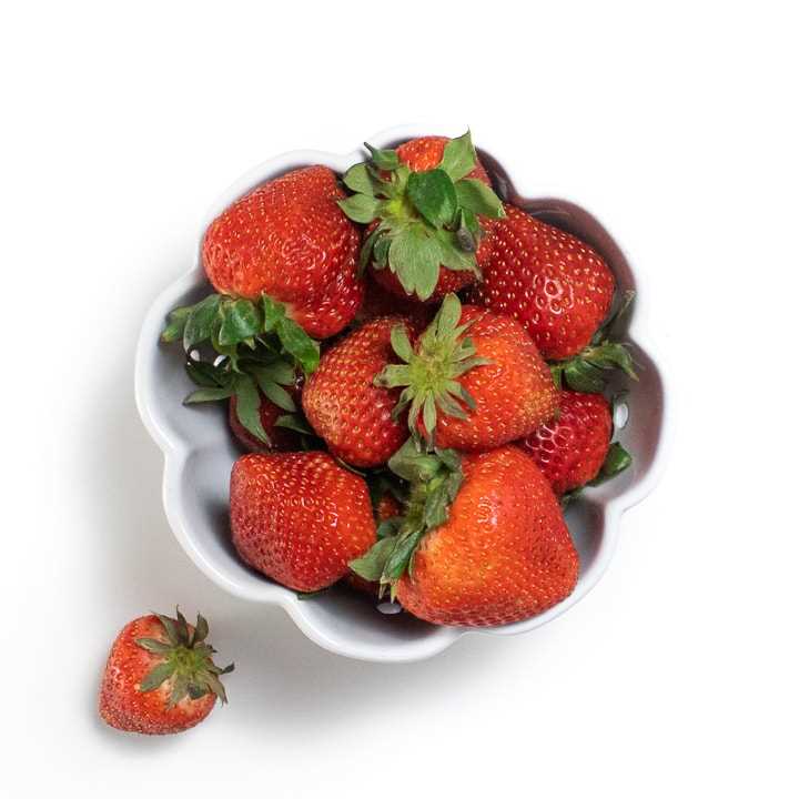 Can Babies Have Strawberries? A Comprehensive Guide