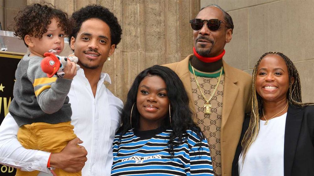 Snoop Dogg Kids: Everything You Need to Know About the Rapper's Family